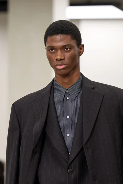 Look 9